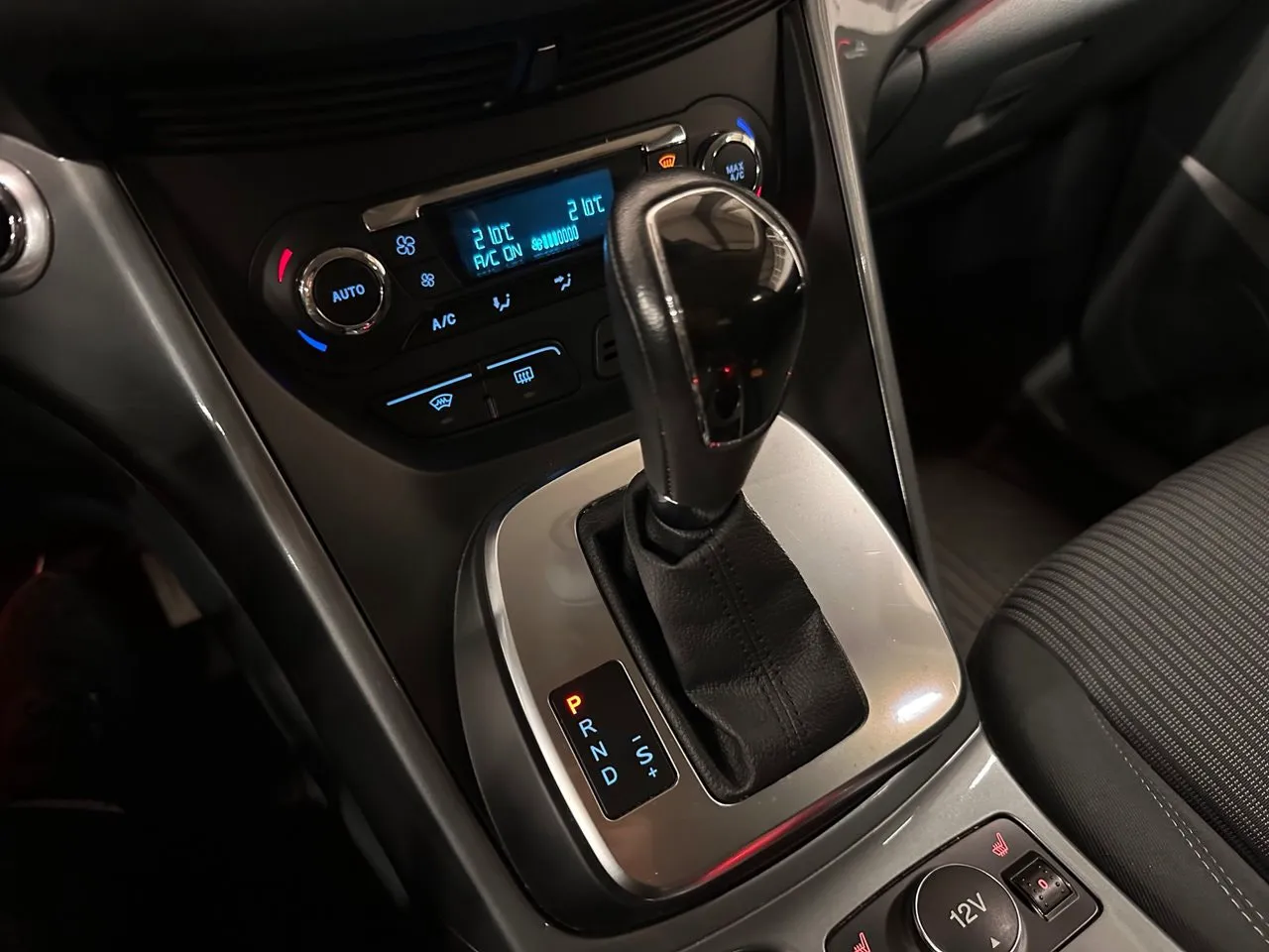 Vehicle image 20