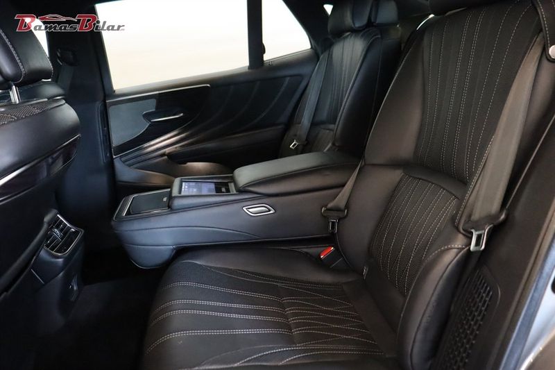 Lexus LS bild 18
