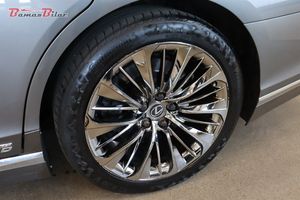 Lexus LS bild 25