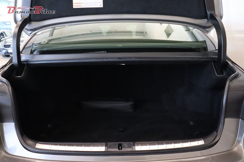 Lexus LS bild 23