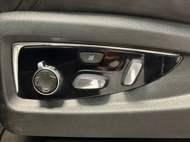 Cadillac ESCALADE bild 9