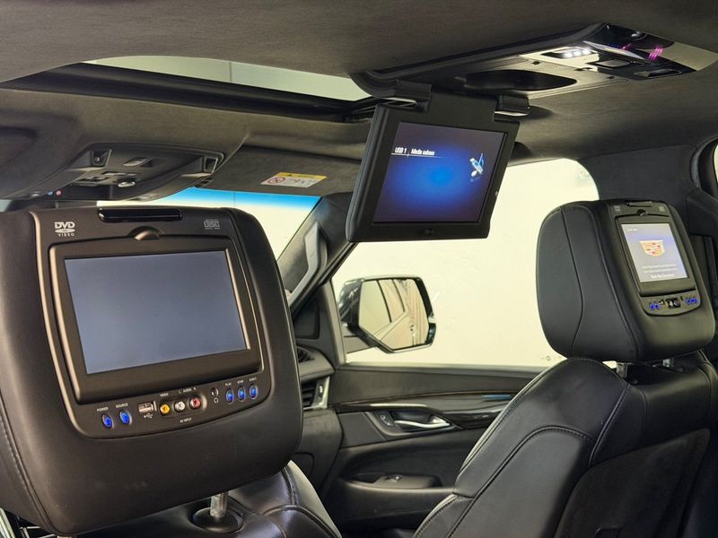 Cadillac ESCALADE bild 26