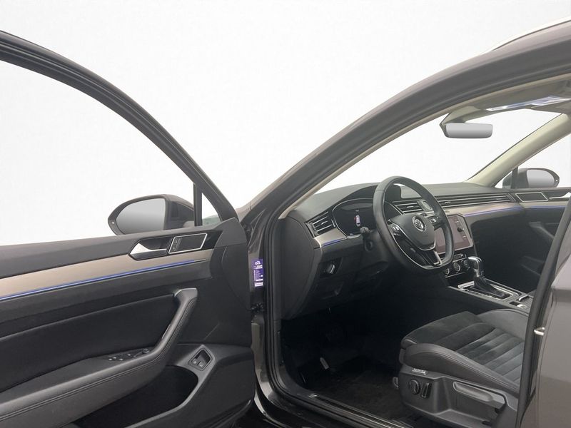 Volkswagen Passat bild 11
