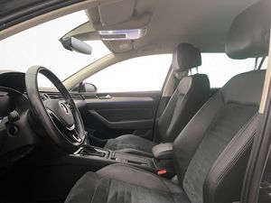 Volkswagen Passat bild 12