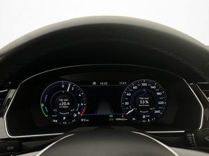 Volkswagen Passat bild 18