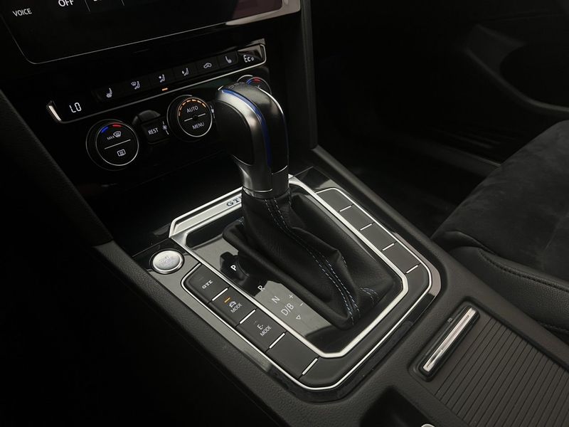 Volkswagen Passat bild 24