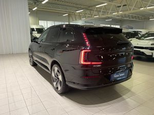 Volvo EX90 bild 8
