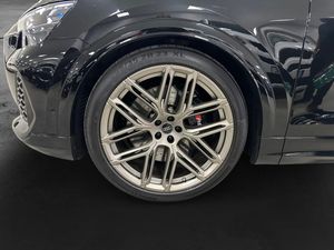 Audi RSQ8 bild 15