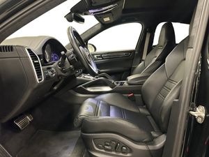Porsche Cayenne bild 8