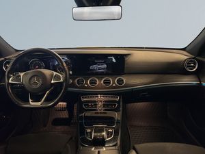 Mercedes E220 bild 8
