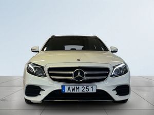 Mercedes E220 bild 2