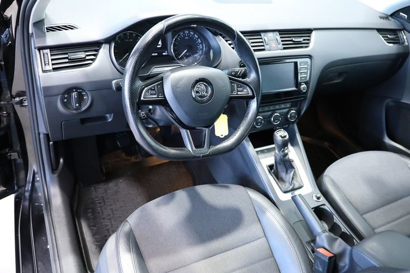 Skoda Octavia bild 6
