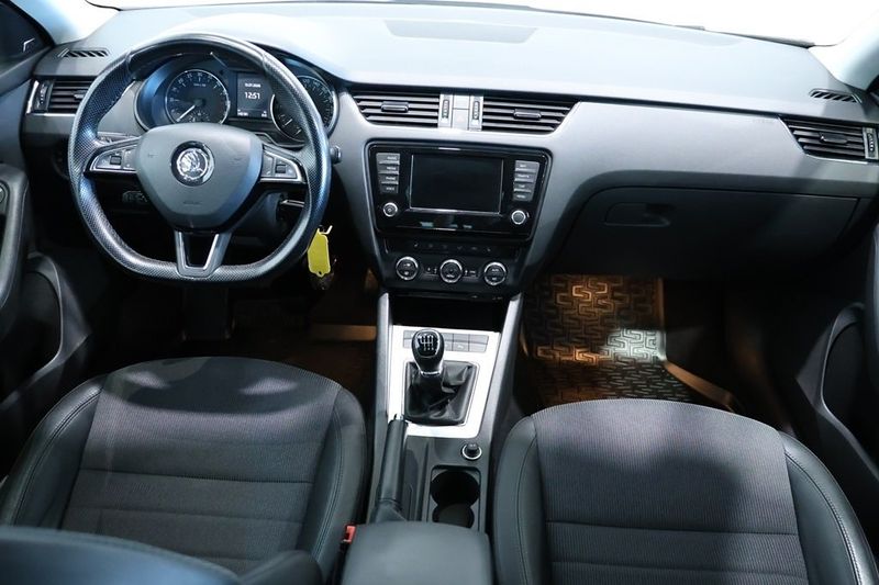 Skoda Octavia bild 5