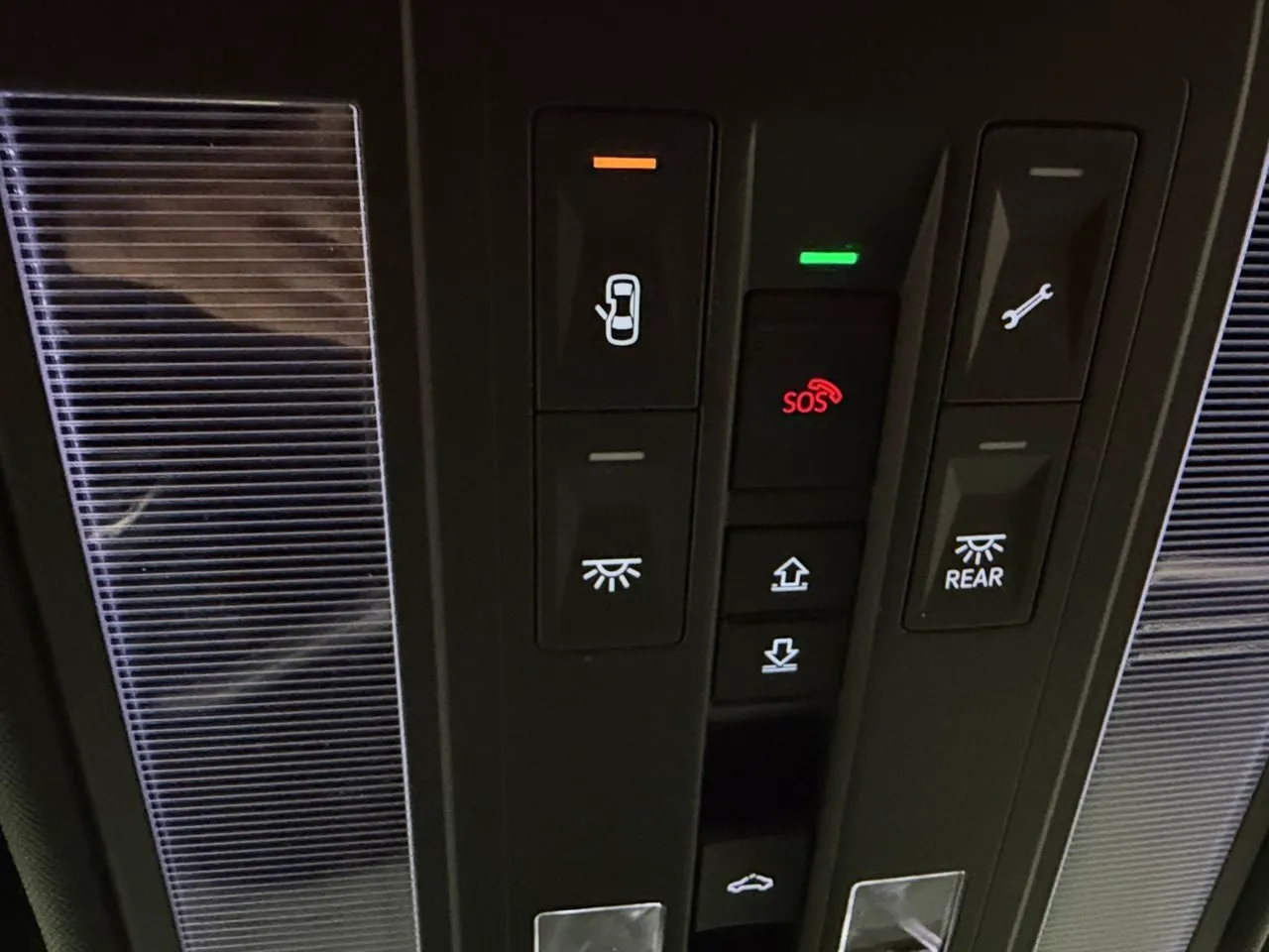 Vehicle image 36