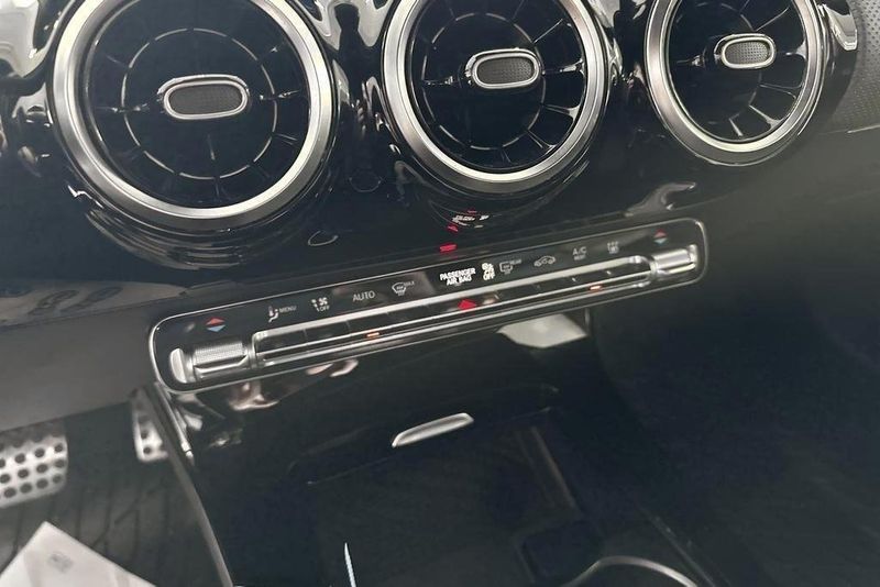 Mercedes A200 bild 13