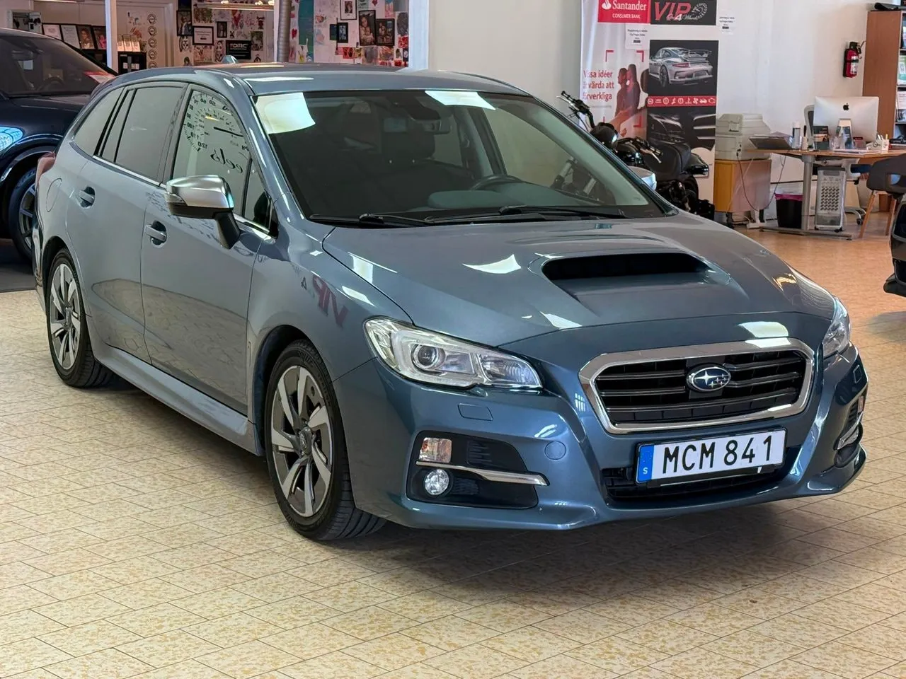 Vehicle image 8