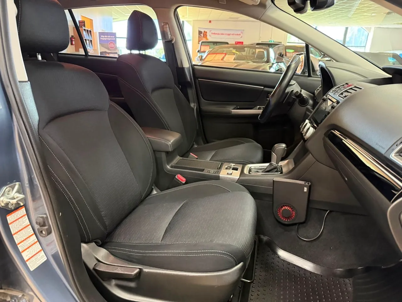 Vehicle image 19
