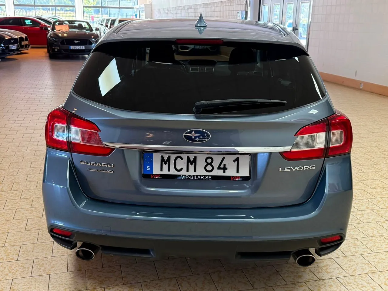 Vehicle image 5