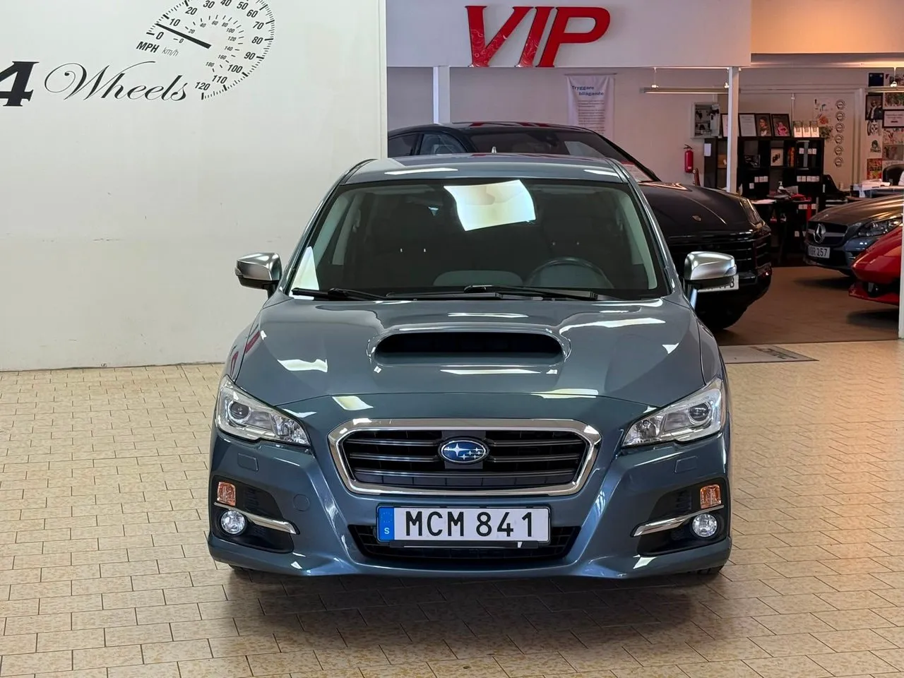 Vehicle image 9