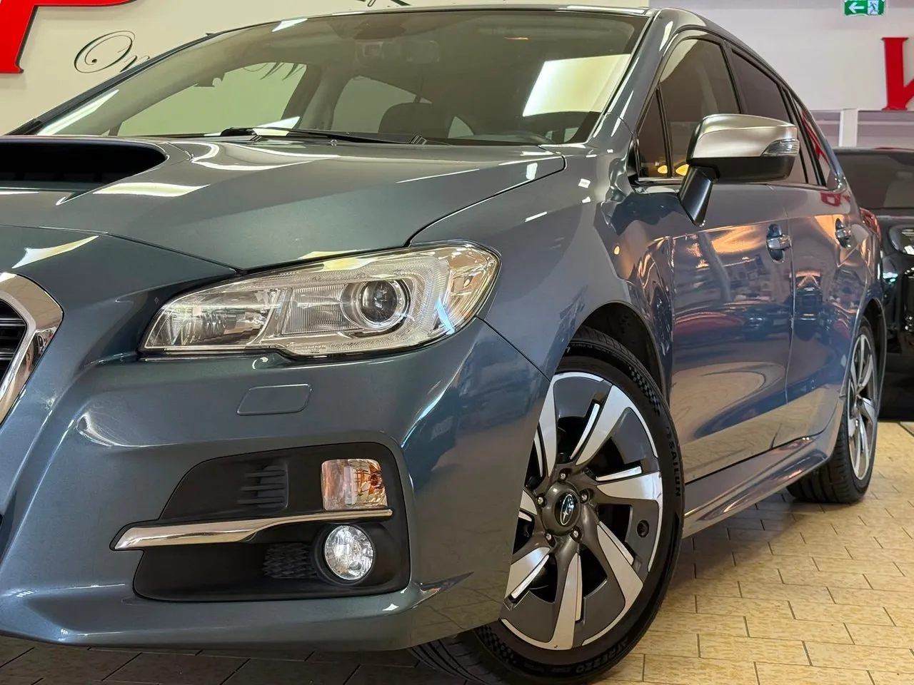 Vehicle image 11