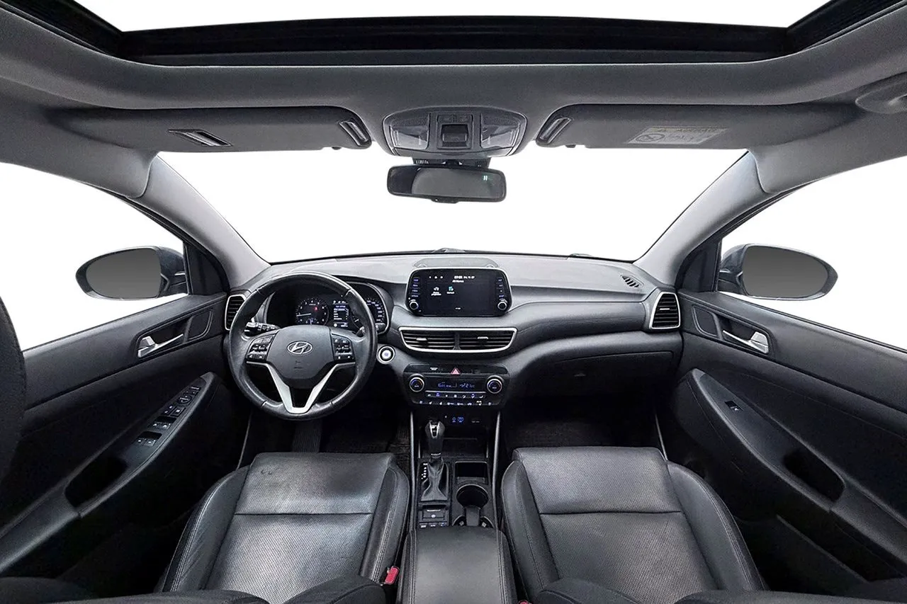 Vehicle image 18