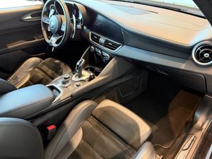 Alfa Romeo Giulia bild 16