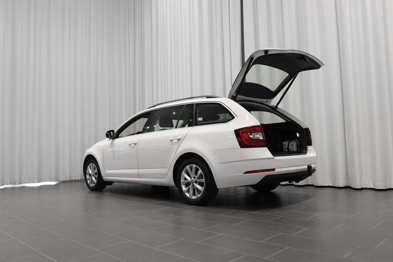 Skoda Octavia bild 4