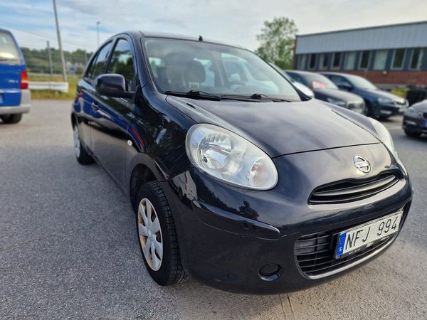Nissan Micra 1.2 80hk Besiktigad 2027-06-30 Årsskatt 448 kr - 2013