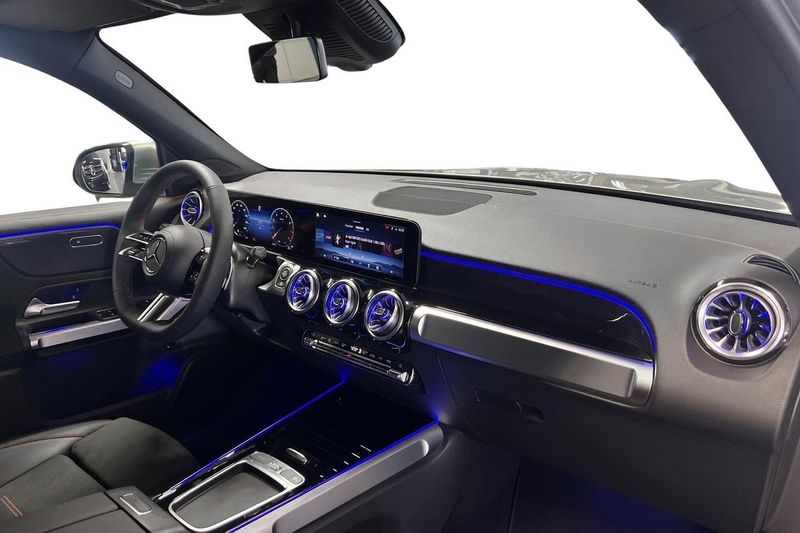 Mercedes GLB220 bild 9