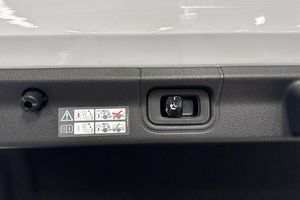 Mercedes EQE350 bild 18