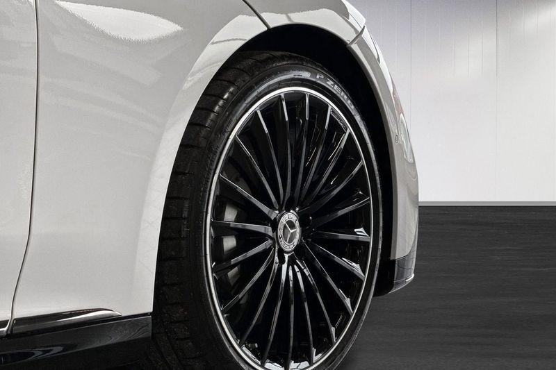 Mercedes EQE350 bild 5