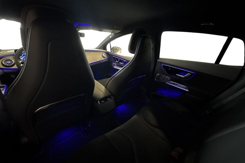 Mercedes EQE350 bild 14