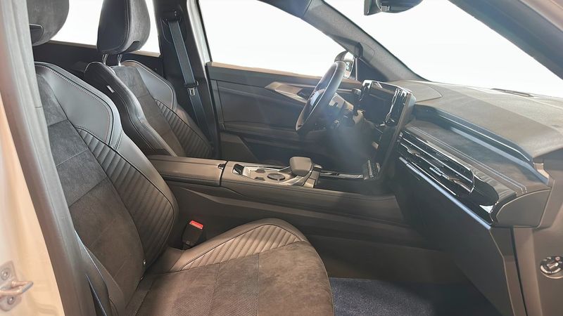 Renault Rafale bild 3