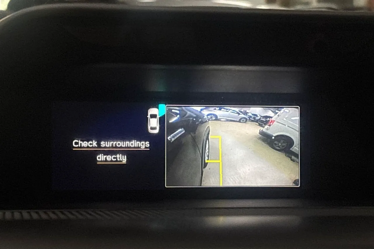 Vehicle image 20