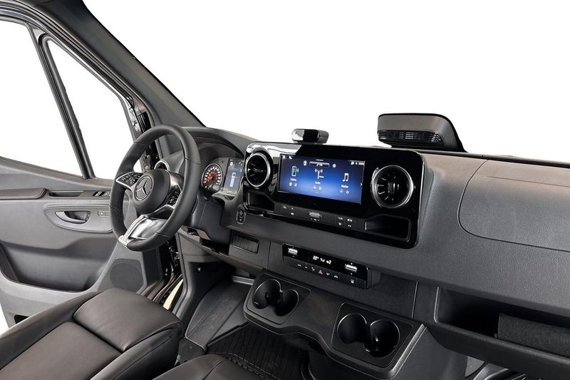 Mercedes Sprinter bild 8