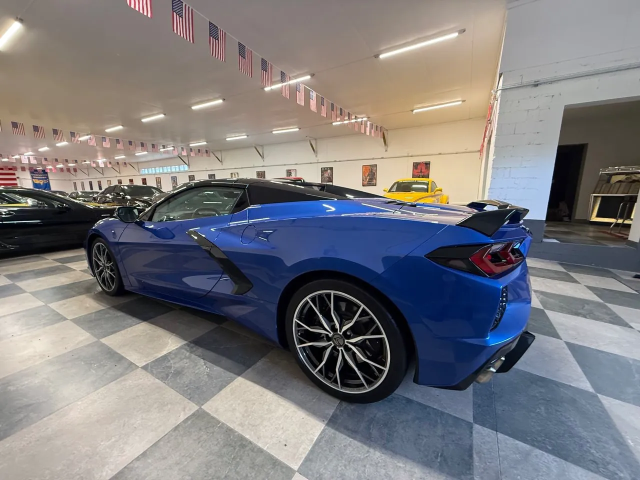 Vehicle image 8