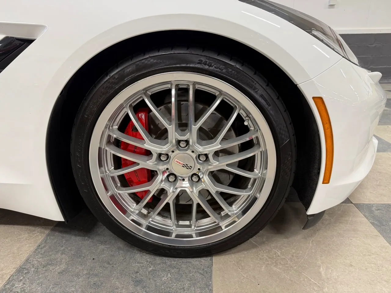 Vehicle image 13