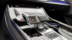 Audi SQ8 bild 16