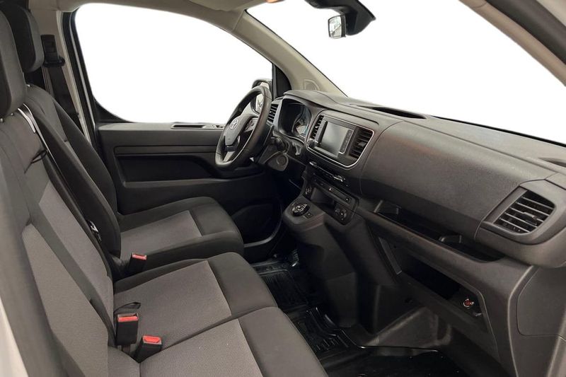 Toyota Proace bild 8