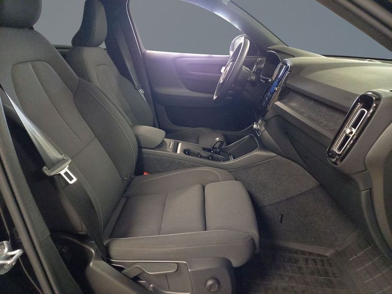Volvo EX40 bild 8