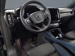 Volvo EX40 bild 6
