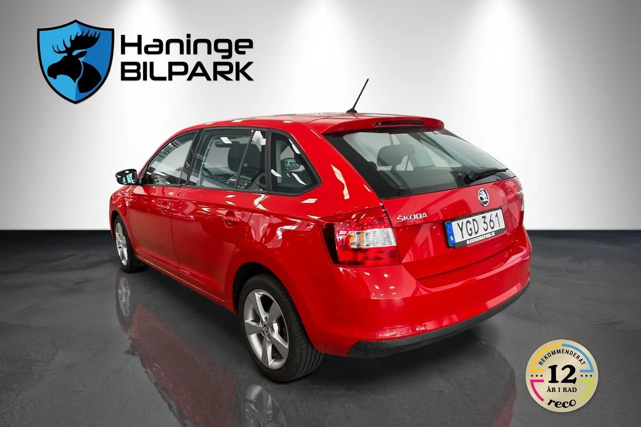 Vehicle image 7