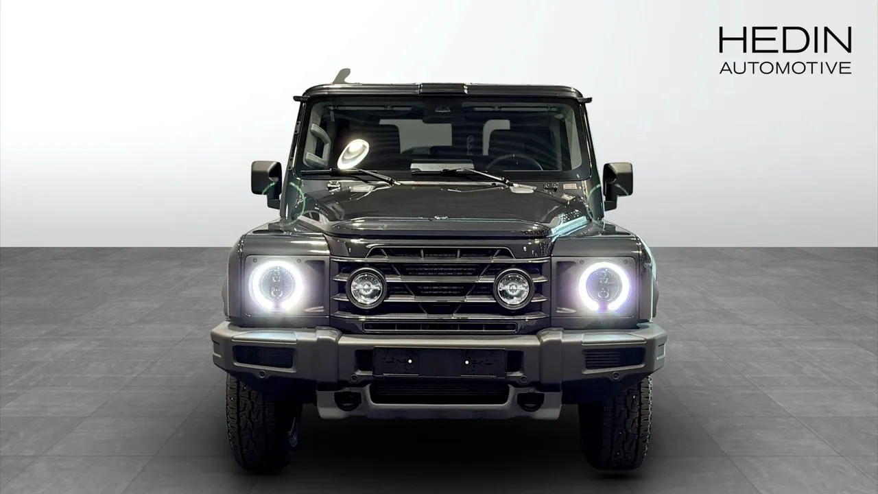 Vehicle image 7
