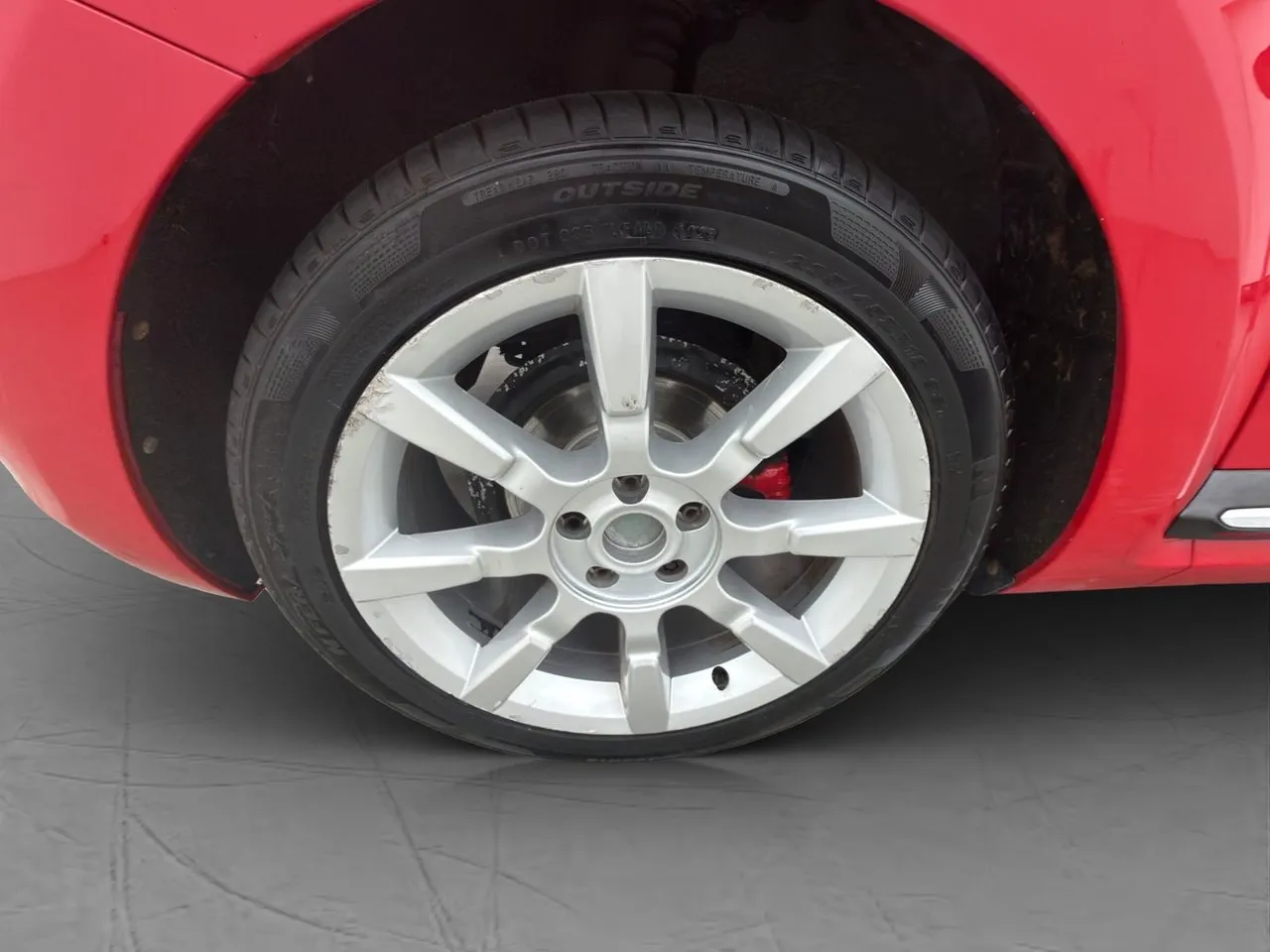Vehicle image 30