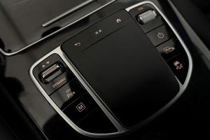Mercedes GLC300 bild 29