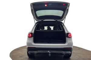Mercedes GLC300 bild 8
