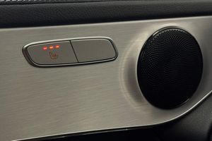 Mercedes GLC300 bild 31