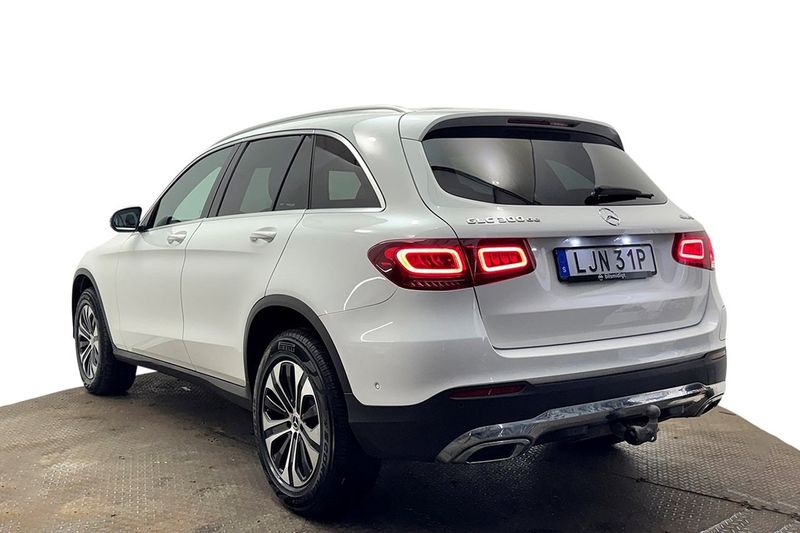 Mercedes GLC300 bild 9