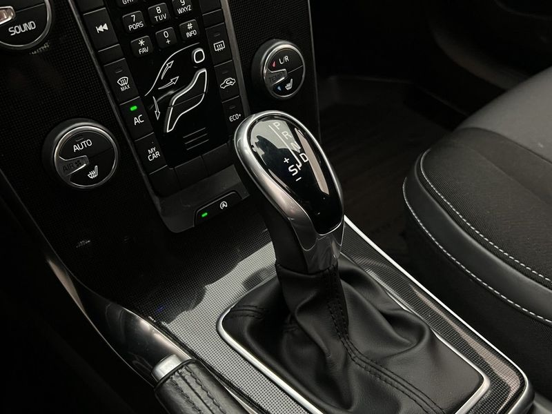 Volvo V40 bild 24