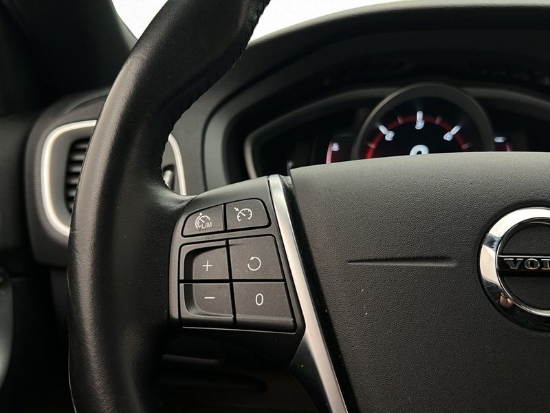 Volvo V40 bild 16